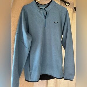 OAKLEY LIKE NEW! MEN’S 1/4 ZIP PULLOVER REGULAR FIT  SIZE XL